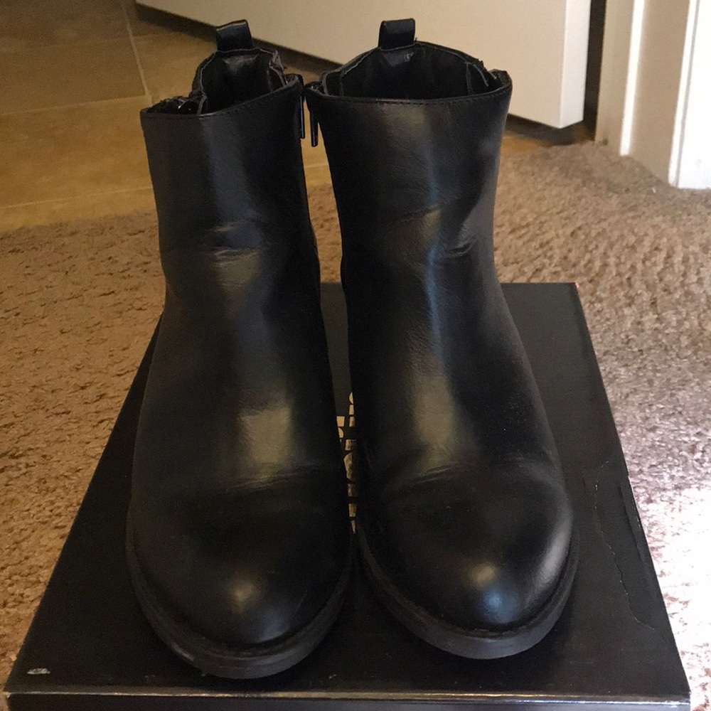 Charlotte Russe Black booties